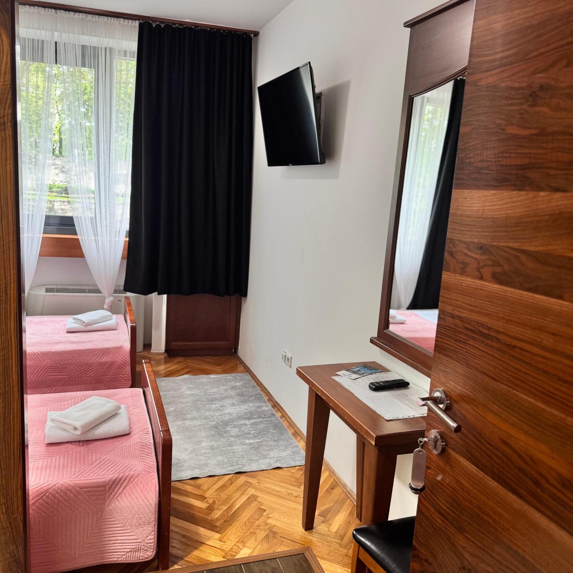 Hotel Paviljon Bihać Εξωτερικό φωτογραφία